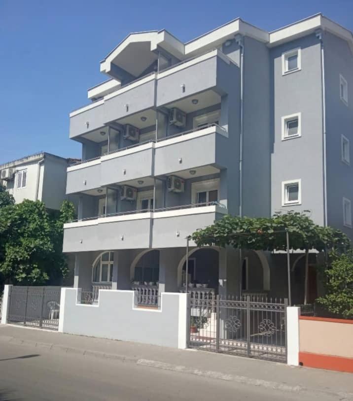 Dmd Apartmani Budva Eksteriør bilde