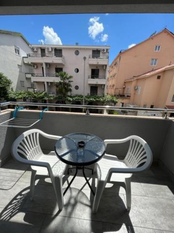 Dmd Apartmani Budva Eksteriør bilde